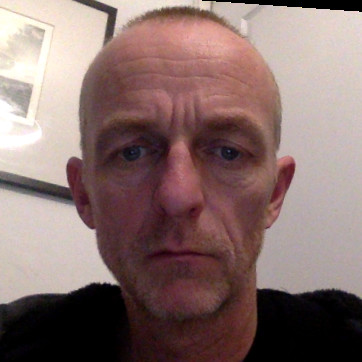 Simon Davis